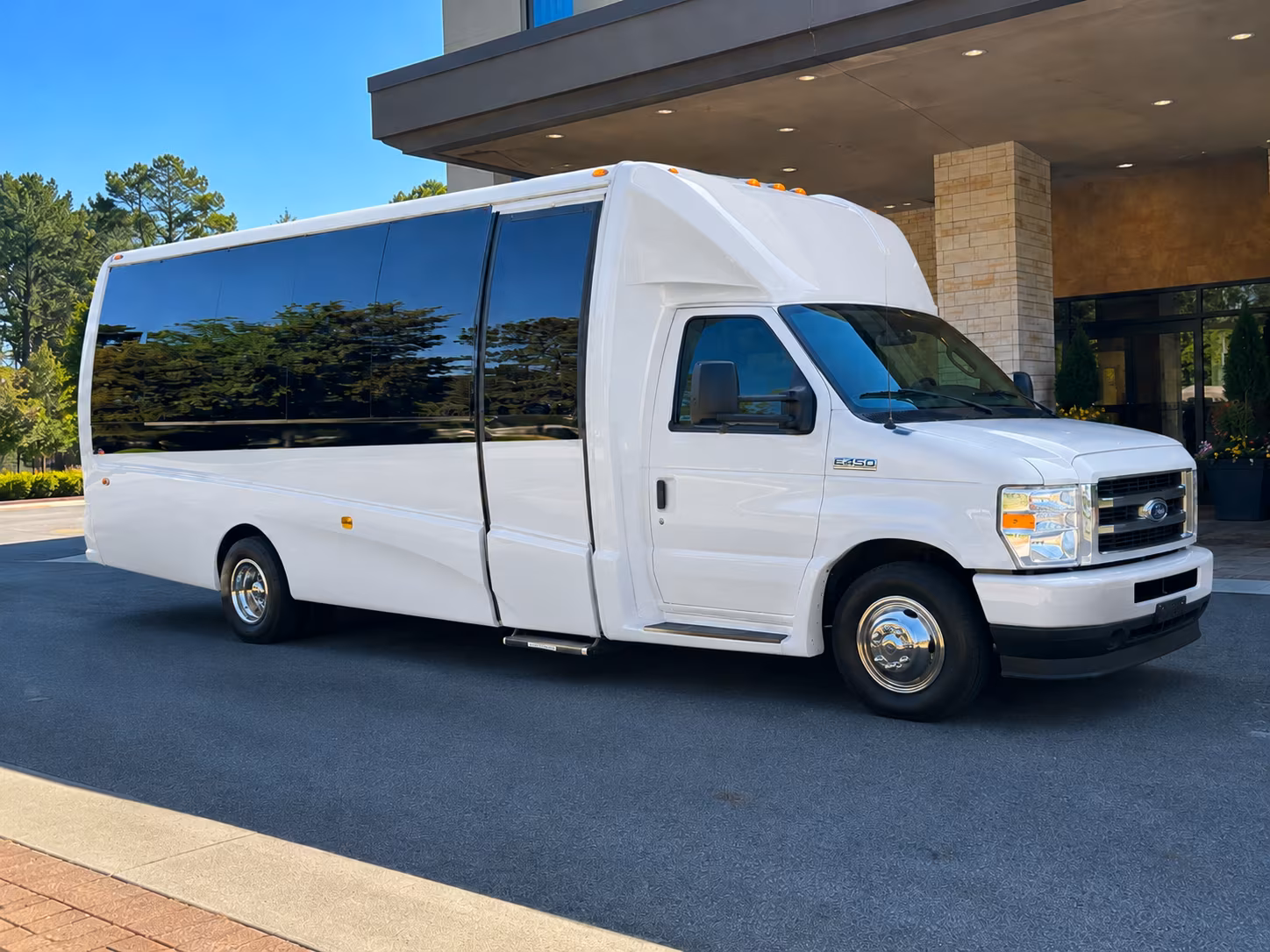 minibuses for mountain view high school prom groups in west bend