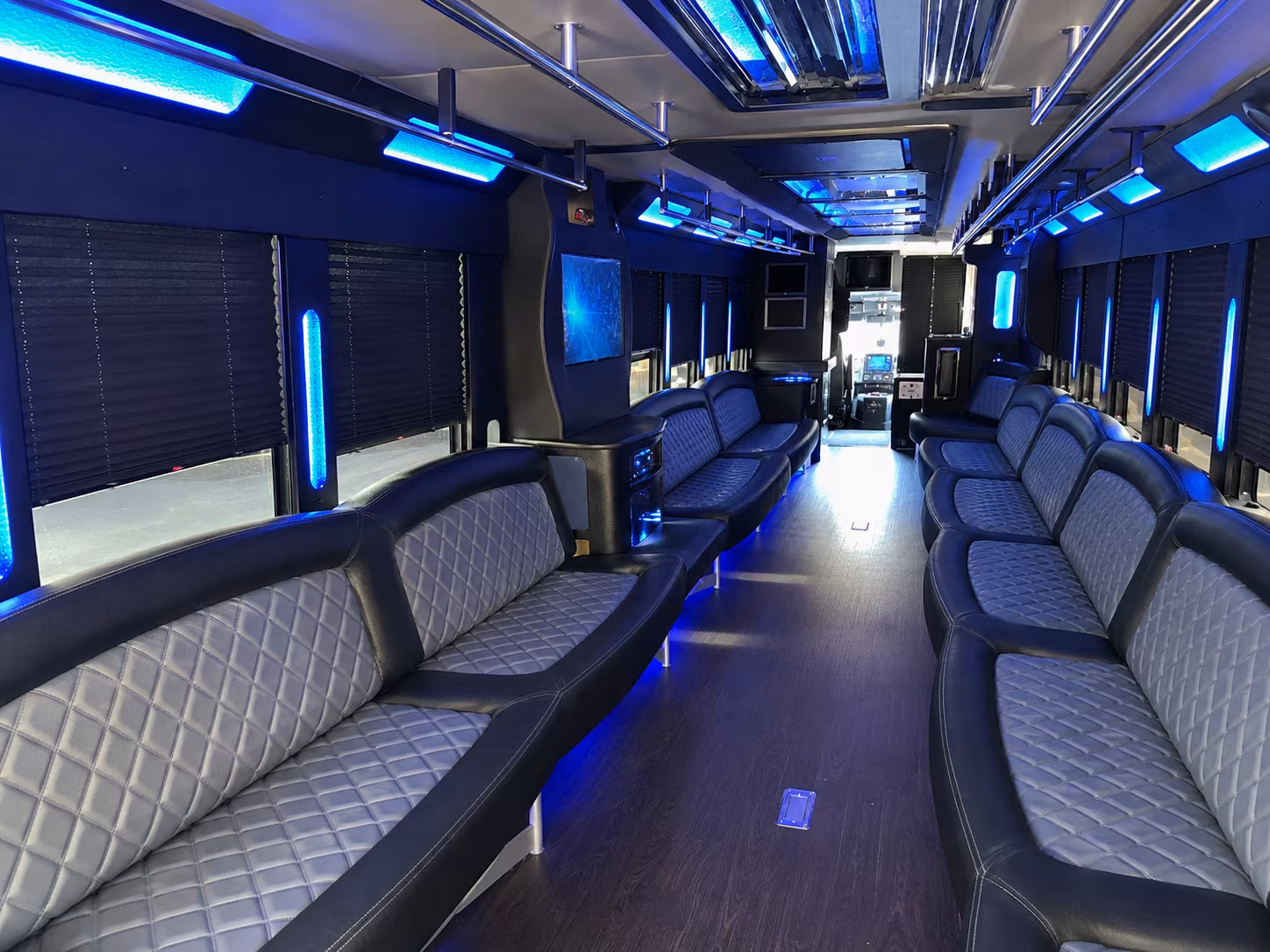 party buses to bend s downtown music scene every weekend