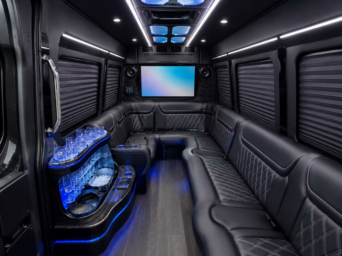 wedding guest buses to sunriver brasada ranch and tetherow